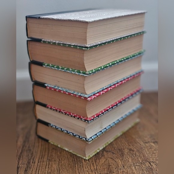 Set of 6 Vintage Reader's Digest Books - Picture 6 of 11